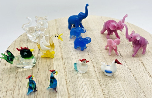 Lot miniature hand - of,